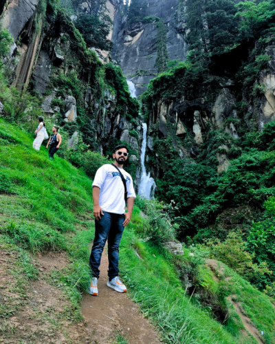 Jogini waterfall trek image