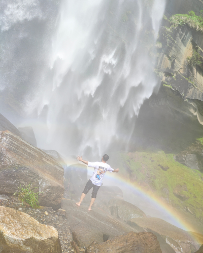 Jogini waterfall view manali image